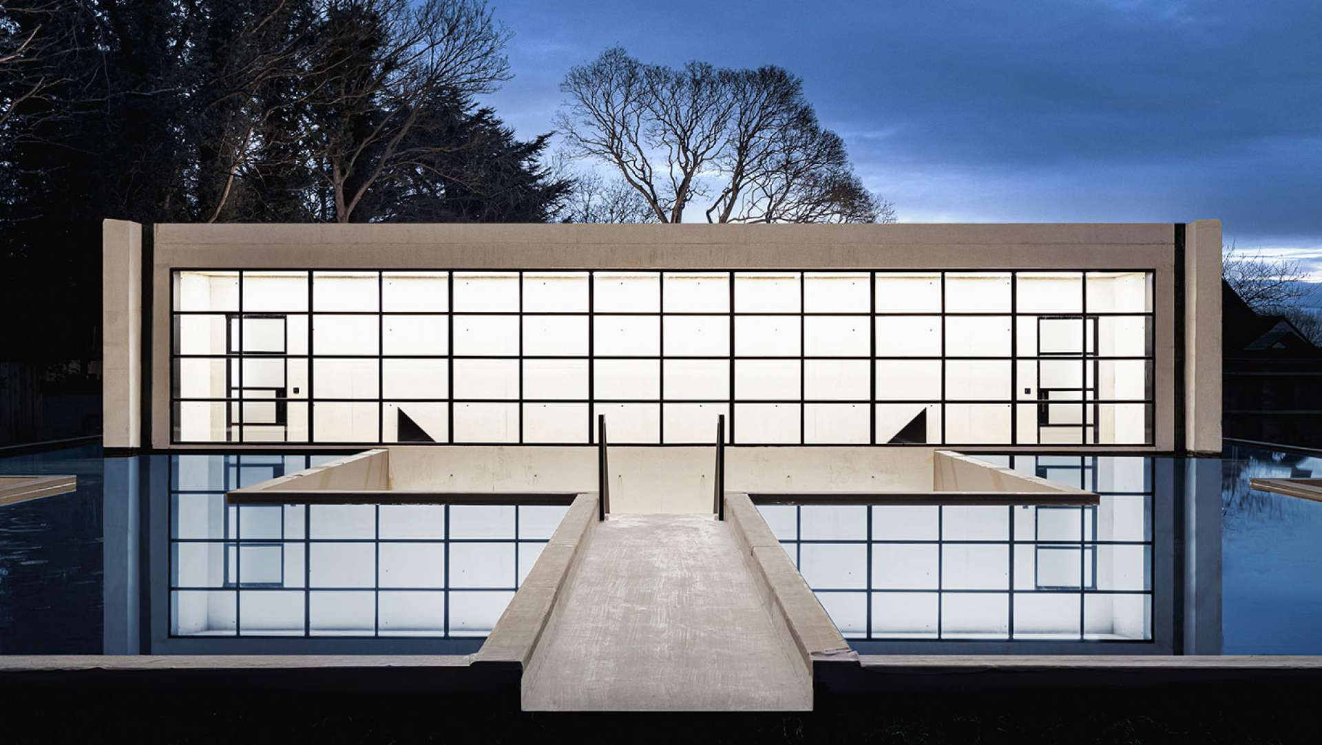 BPN Architects Designs Ghost House to have "Ethereal Presence"