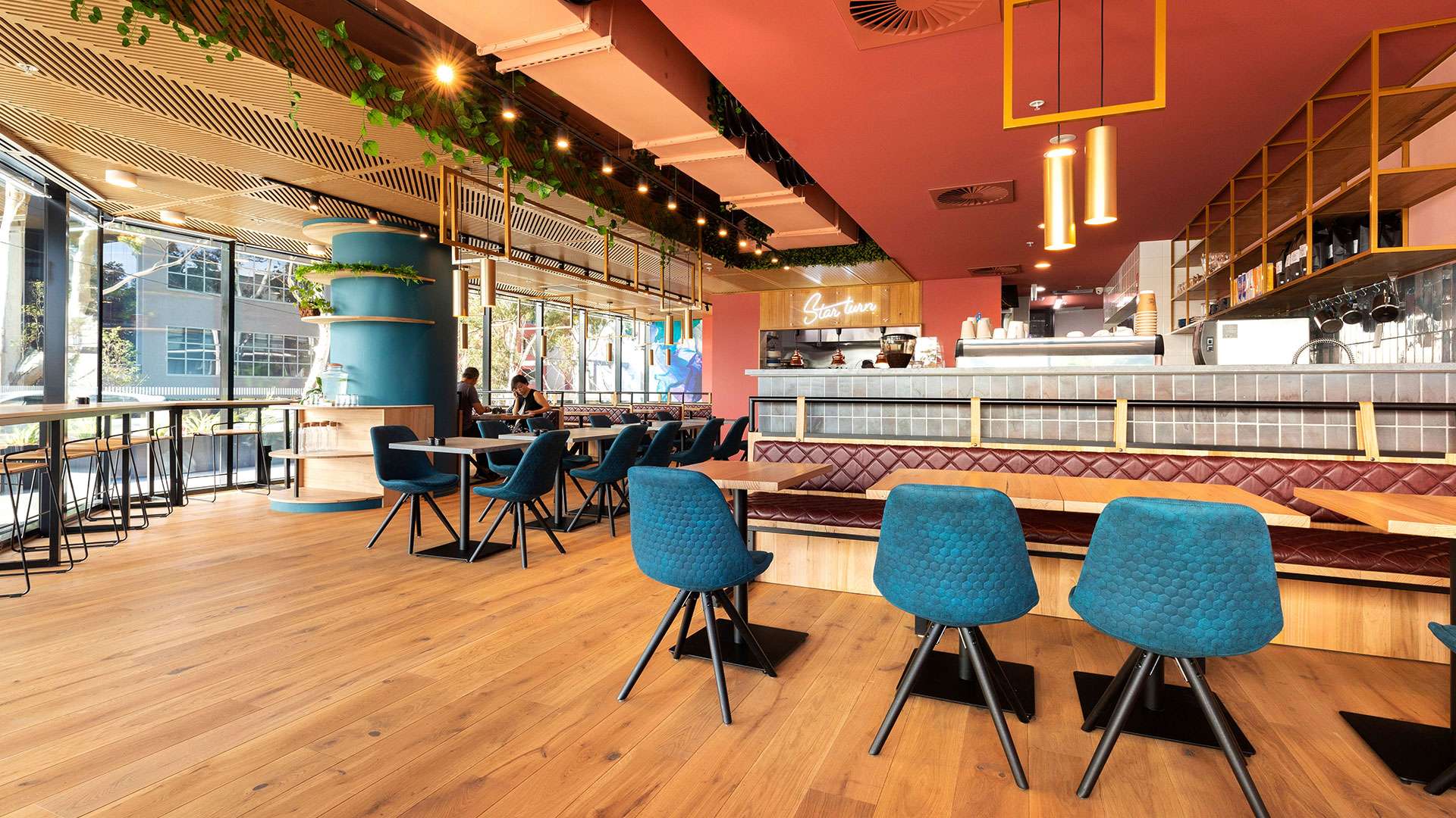 Star Turn Cafe